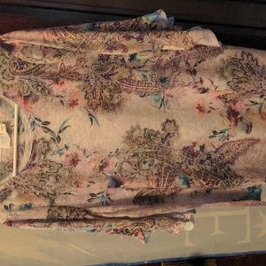 Purple beaded, Lovingly used 💜 XL top.